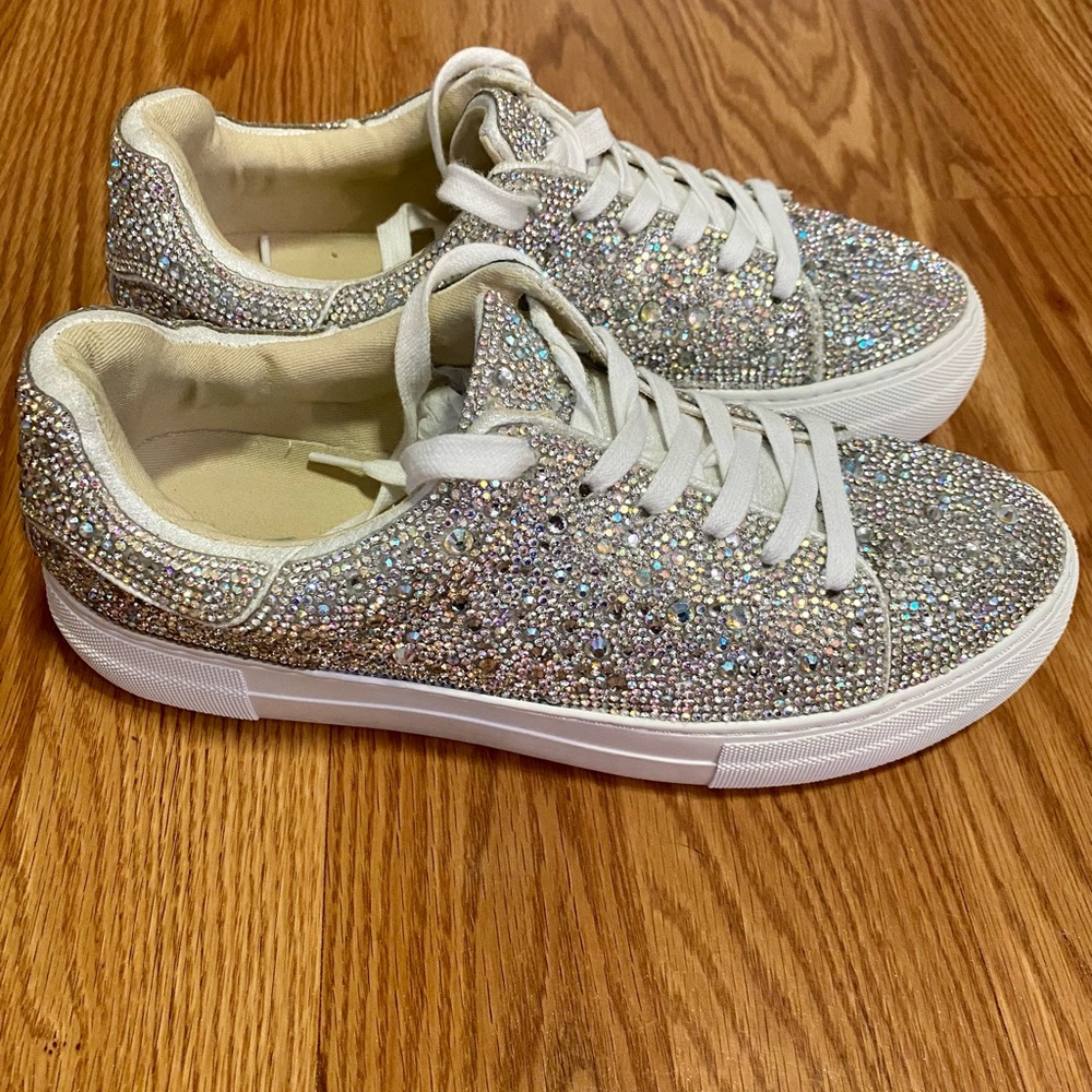 Betsey Johnson Suton Highwall Bling Platform Sneakers, silver 8M - Barely worn!